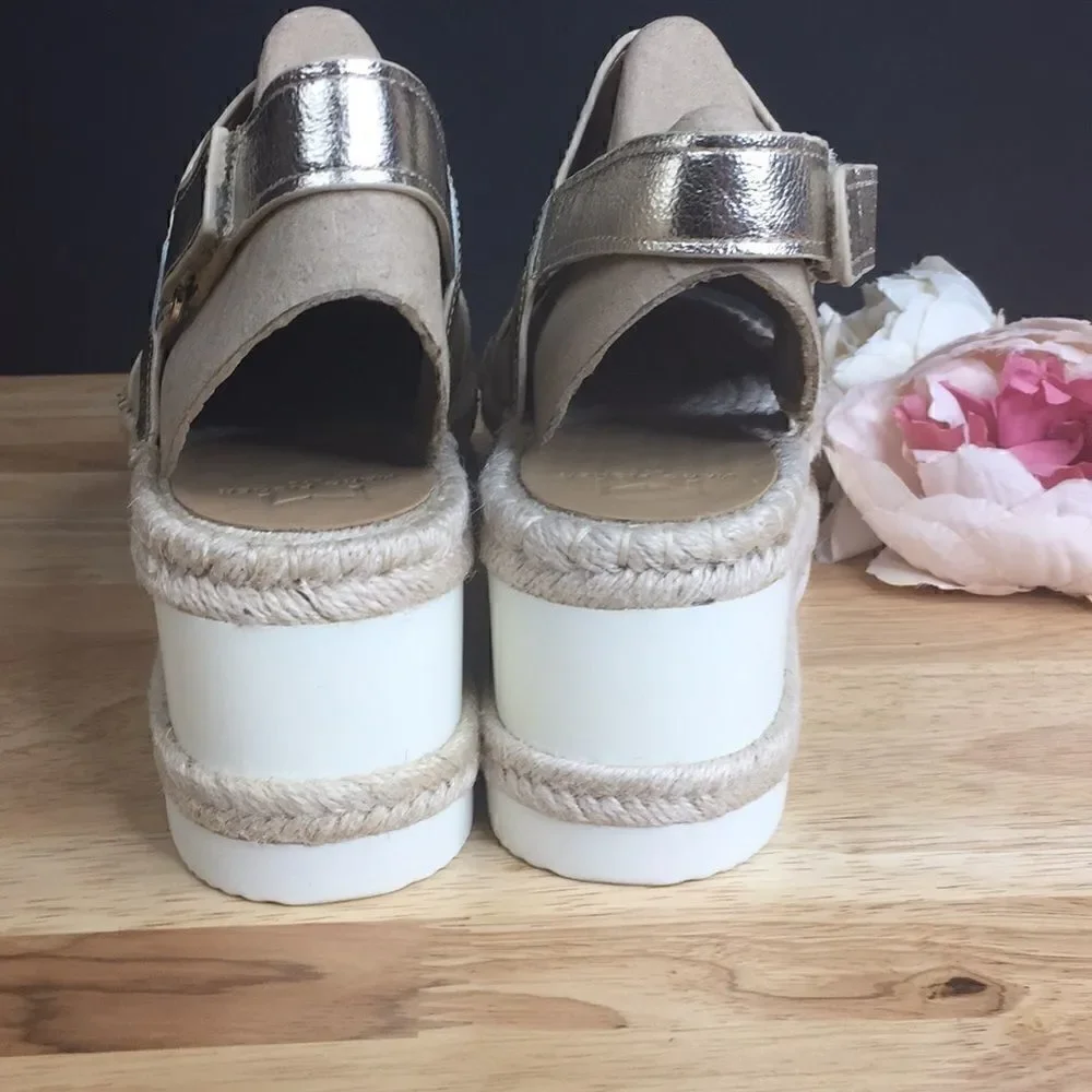 Marc Fisher Gold Platform Sandals 9.5M